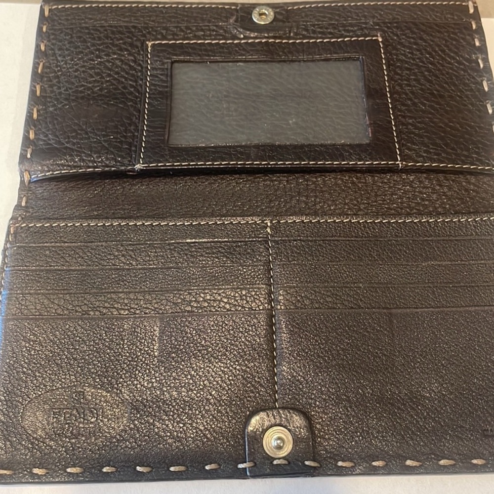Fendi Selleria Leather Wallet- Offers Welcome💕 - Picture 3 of 8